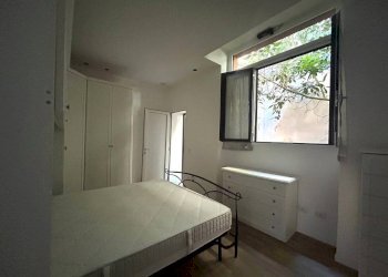 Camera da letto - Two-room apartment viale Vincenzo Dandolo, 4, Varese - photo 16