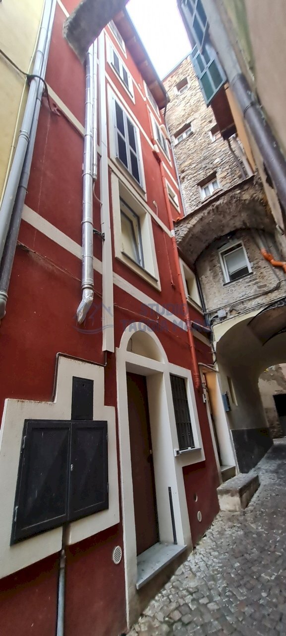 8.jpg - Three-family Villa Piazza Padre Santo, Camporosso - photo 2