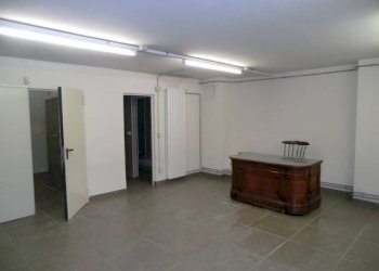 Shop via Cernaia, 11, Milano - photo 1