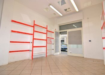 AREA COMMERCIALE - Commercial Premises Scali Aurelio Saffi 48, Livorno - photo 4