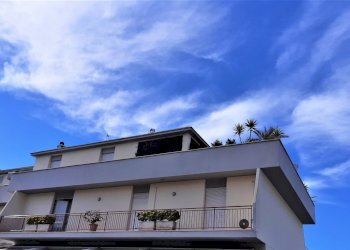 00.jpg - Attico Civitavecchia - foto 1