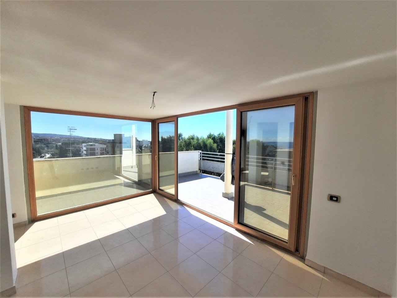 1.jpg - Attic Civitavecchia - photo 2