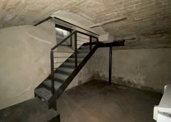 taverna.JPG - Locale Commerciale Reggio nell'Emilia - foto 5