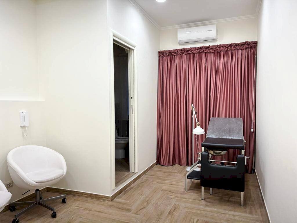 Locale Commerciale Via Genova, Catania - foto 2