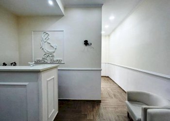 Locale Commerciale Via Genova, Catania - foto 1