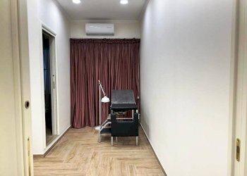 Locale Commerciale Via Genova, Catania - foto 12