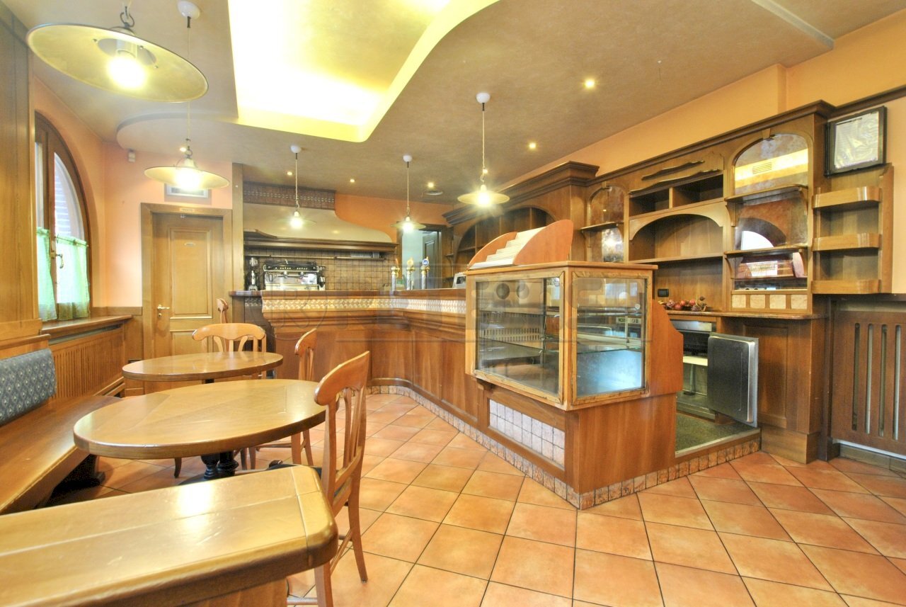 Retecasa_Cornedo - Cafeteria - Cold Bar Via Fabio Filzi 44, Valdagno - photo 1