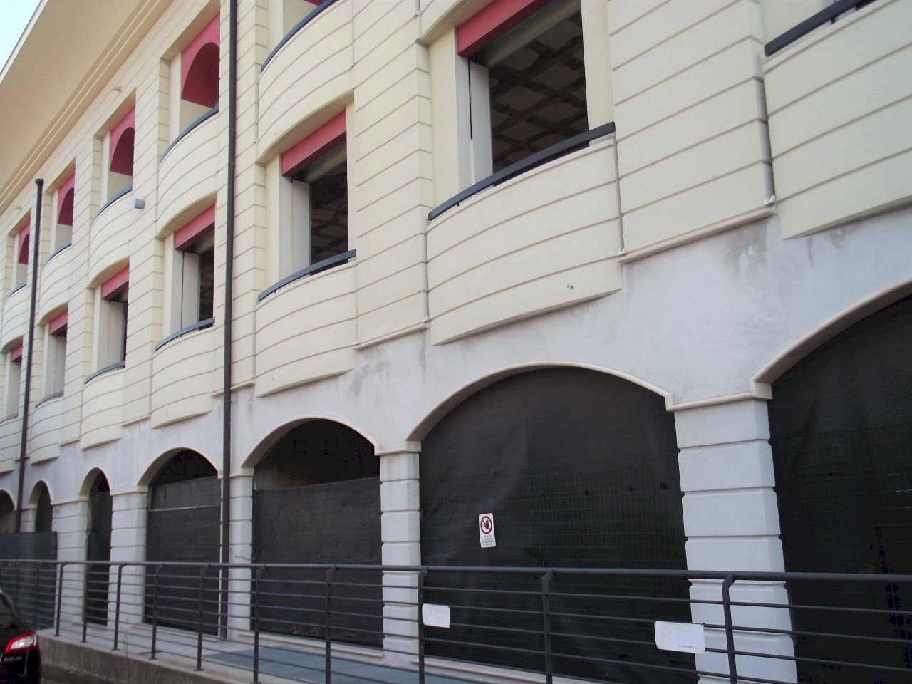 DSCF3012.JPG - Commercial Premises San Benedetto del Tronto - photo 2