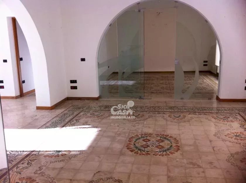 Commercial Premises Marsala - photo 1