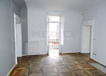 Stanza - Appartamento Chiesa di San Paolo, Asti, Italia, Asti - foto 17