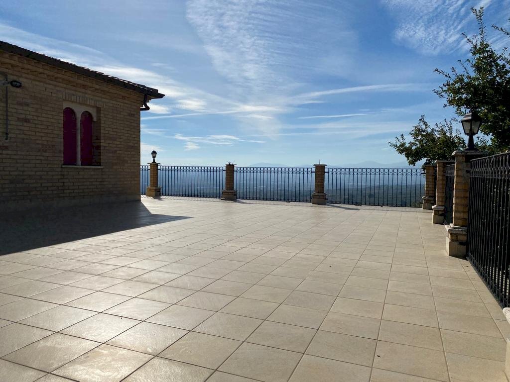 14- Terrazza1.jpg - Appartamento VIA MAROCCO, Mozzagrogna - foto 1