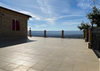 14- Terrazza1.jpg - Appartamento VIA MAROCCO, Mozzagrogna - foto 1