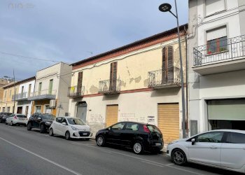 Casa indipendente via Roma, Sant'Egidio alla Vibrata - foto 2