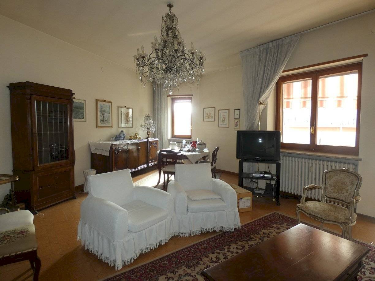 Salone - Apartment piazza Mellano, 4, Mondovì - photo 3