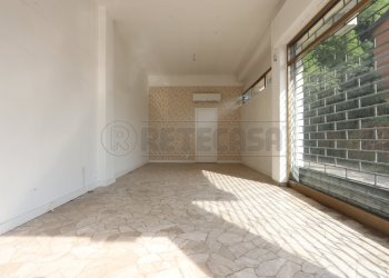 IMG_2200.JPG - Locale Commerciale Via Fradellin, Montegalda - foto 1