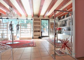 IMG_2921.JPG - Locale Commerciale Via Umberto Tadiotto, Vicenza - foto 6