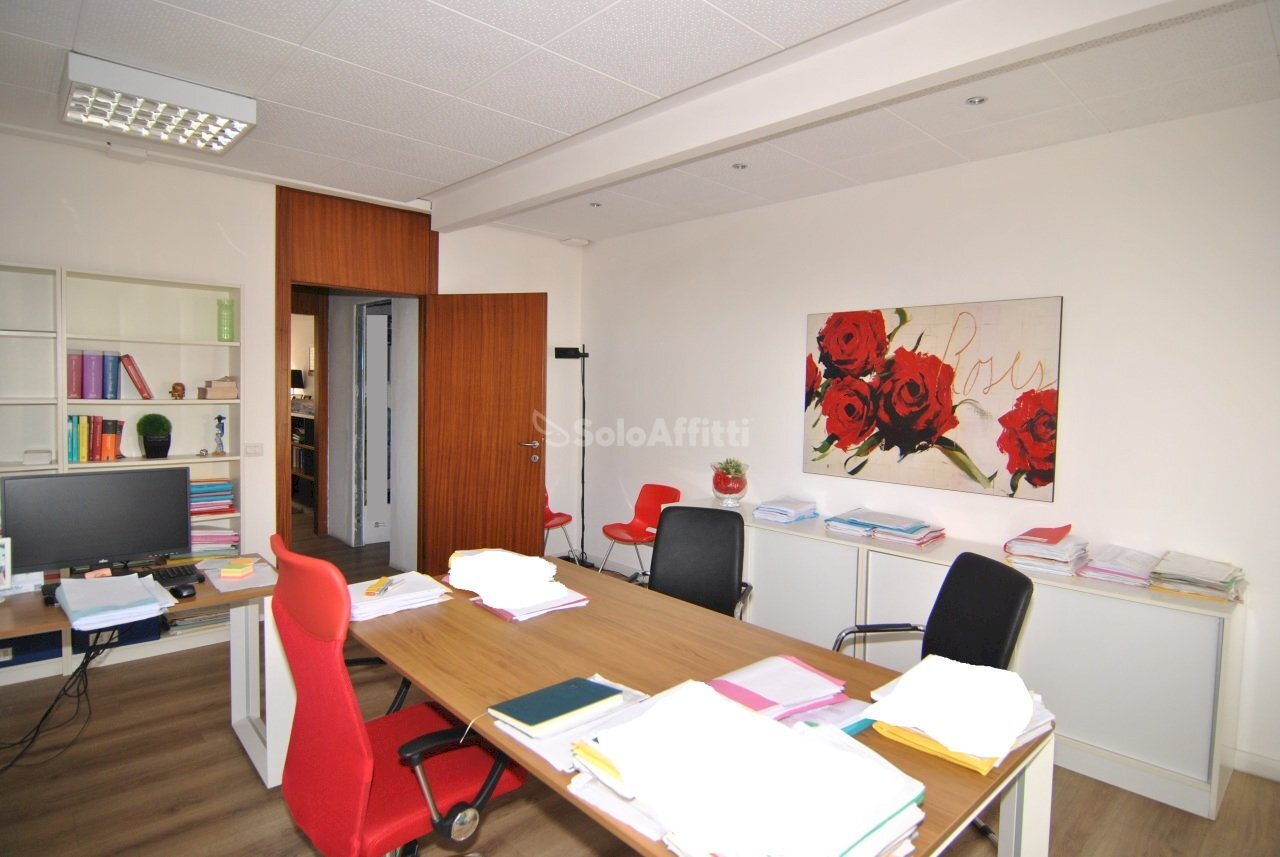 UFFICIO 4 - Office Via Cairoli 69, Livorno - photo 1