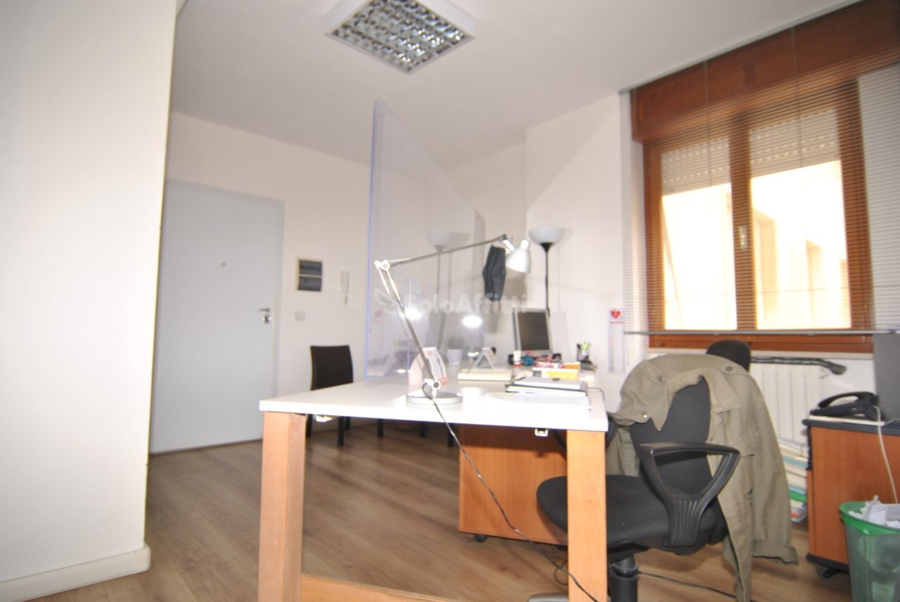 INGRESSO RECEPTION - Office Via Cairoli 69, Livorno - photo 3