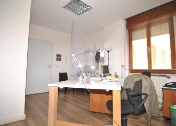 INGRESSO RECEPTION - Office Via Cairoli 69, Livorno - photo 3