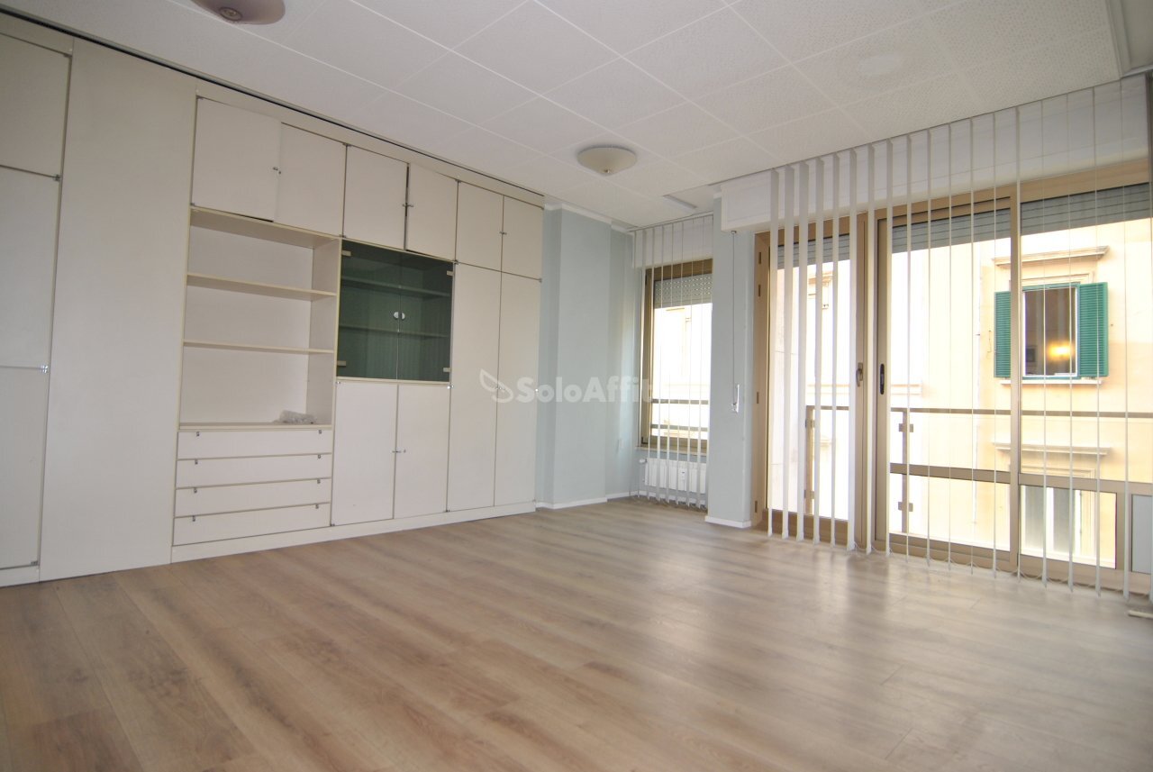 UFFICIO  2 - Office Via Cairoli 61, Livorno - photo 1