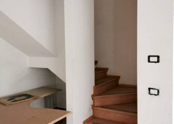 Capannone Terzo - foto 11