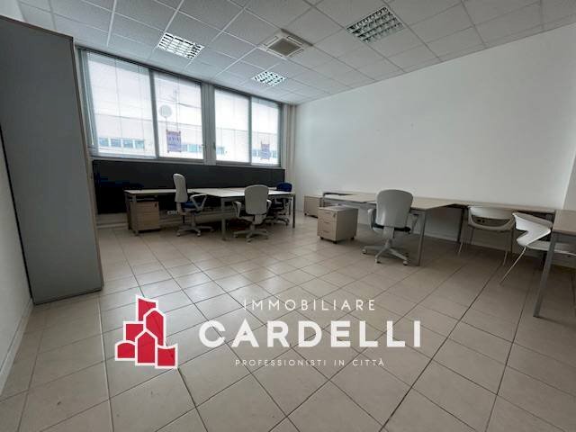 Ufficio Via Luigi Einaudi, Civitanova Marche - foto 3