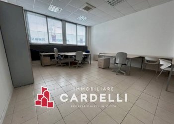 Ufficio Via Luigi Einaudi, Civitanova Marche - foto 1