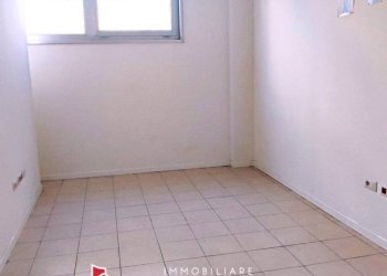 Ufficio Via Luigi Einaudi, Civitanova Marche - foto 9