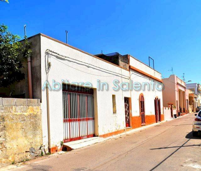 Facciata - Casa indipendente via Daniele Manin, Alessano - foto 2