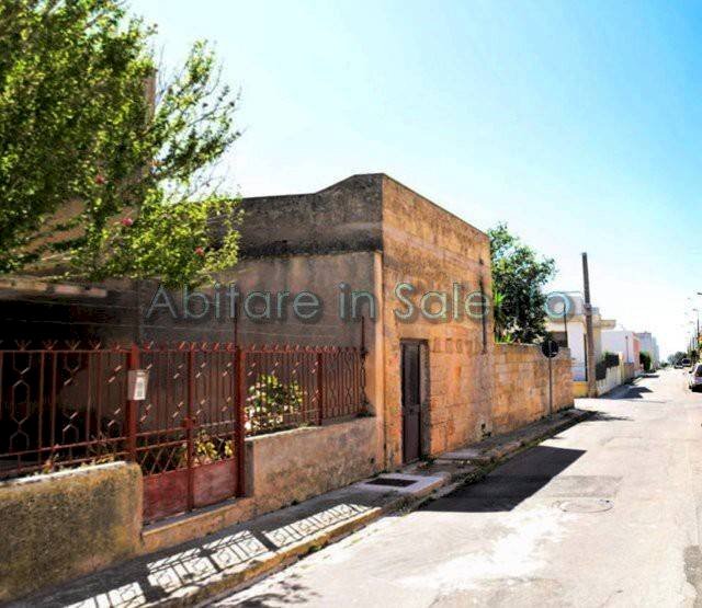 Facciata - Casa indipendente via Daniele Manin, Alessano - foto 3