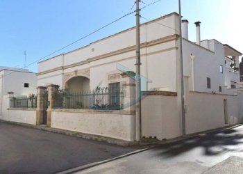 Zona - Casa indipendente Specchia - foto 1