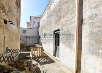 Cortile interno - Casa indipendente Specchia - foto 28