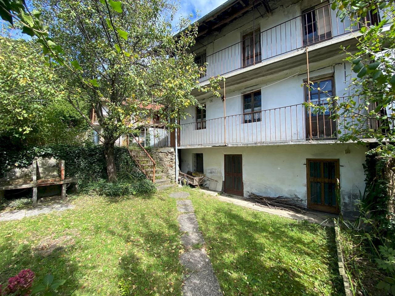 Casa semi indipendente Borgata Bernard, 9, Pinasca - foto 1