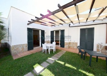 Giardino - Bilocale contrada Masseria Li Turchi, Castrignano del Capo - foto 1