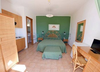 Camera da letto - Monolocale Castrignano del Capo - foto 8