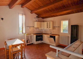 Sala con angolo cottura - Casa indipendente Strada San Colombano - Dogheria s.n.c., Meldola - foto 1