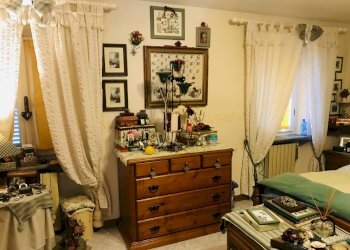 408488.jpeg - Porzione di casa Pietrasanta - foto 10