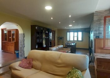 20220521_112104.jpg - Villa VIALE MAIELLA, Chieti - foto 6