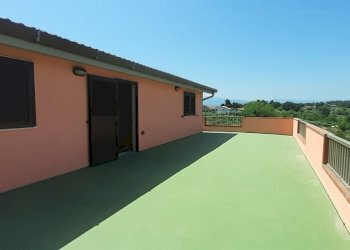 20220521_113426.jpg - Villa VIALE MAIELLA, Chieti - foto 27