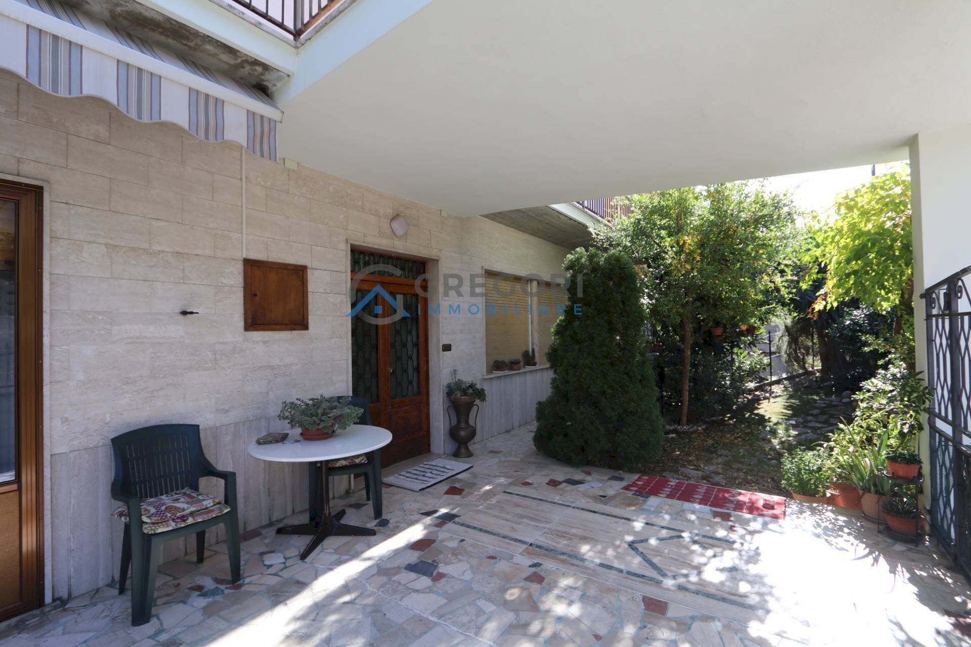 Casa indipendente via Giubileo 2000, Sant'Omero - foto 1