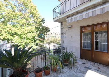 Casa indipendente via Giubileo 2000, Sant'Omero - foto 2