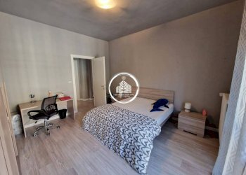 Camera da letto - Terreno non edificabile via Guglielmo Marconi, 49, Bra - foto 9