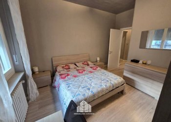 Camera da letto - Terreno non edificabile via Guglielmo Marconi, 49, Bra - foto 11