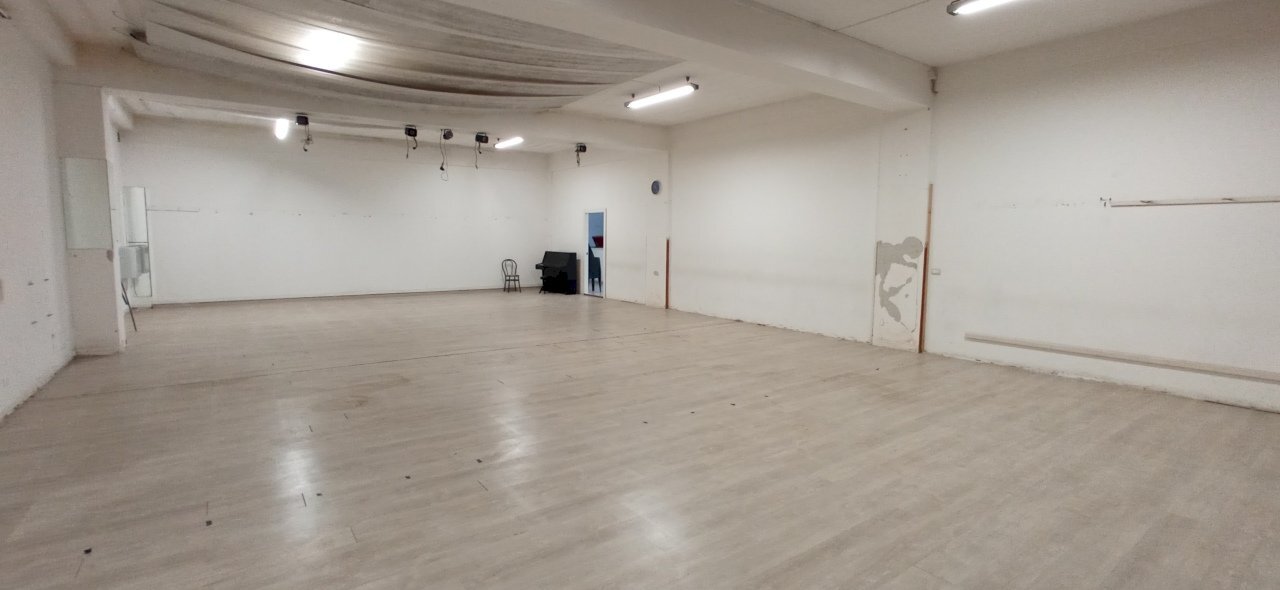 IMG_20221025_165419.jpg - Show room Ragusa - photo 1