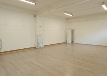 IMG_20221025_165523.jpg - Show room Ragusa - foto 2