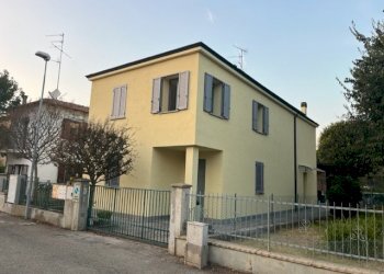 Independent house Medicina - photo 1