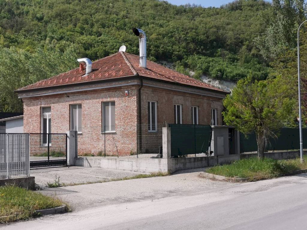 Negozio Serravalle Scrivia - foto 1