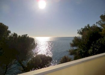 Three-room apartment via Helvetia, Varazze - photo 1