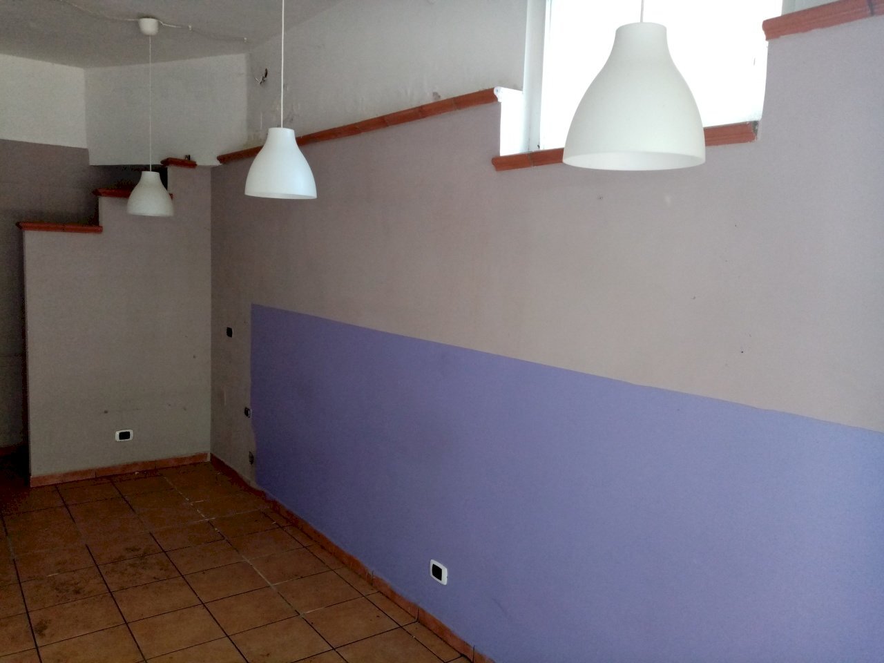 IMG_20221010_121746.jpg - Commercial Premises Piazza Resistenza 10, Terni - photo 1