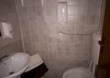 IMG_20221010_121839.jpg - Locale Commerciale Piazza Resistenza 10, Terni - foto 6